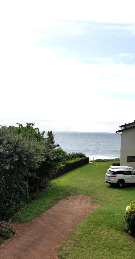 4 La Mer, On The Apartment *